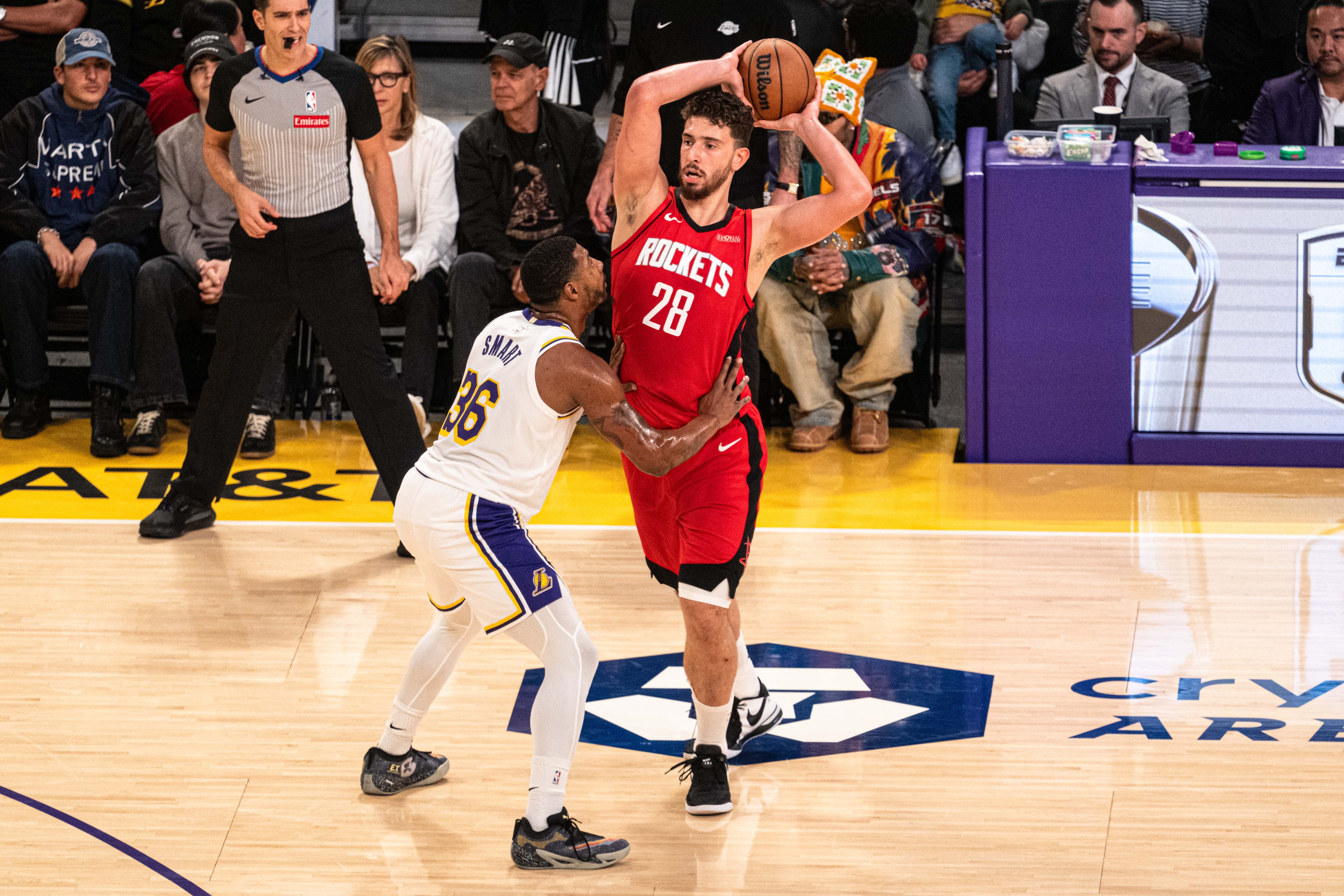 开云体育官网-A·史密斯：湖人留在第3打狼队太难了 不如掉到第4打没控卫的火箭