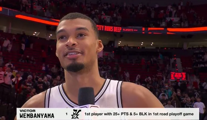 开云-文班生涯首个季后赛客场拿下至少25分5盖帽，NBA历史首人