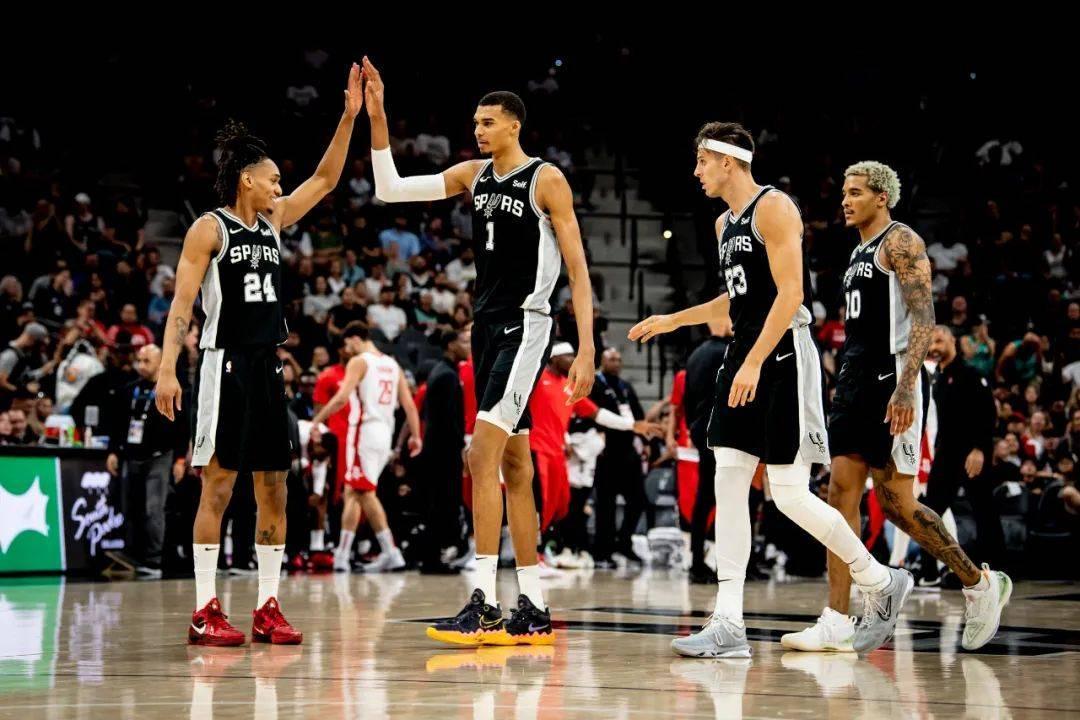 开云官网-5年3.01亿美元！超越库里詹姆斯！文班亚马有望成NBA历史第一人